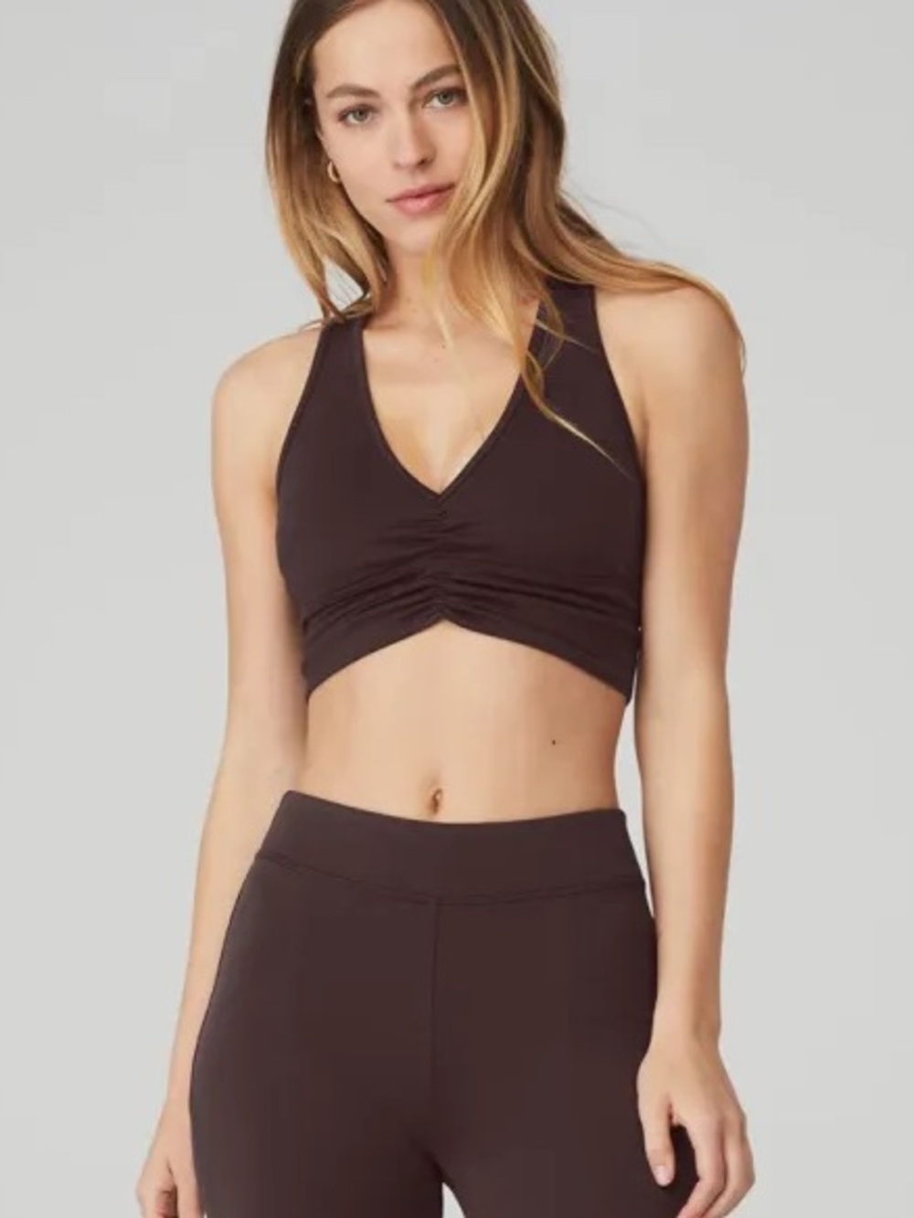 Alo Yoga Wild Thing Bra size Medium in Raisin